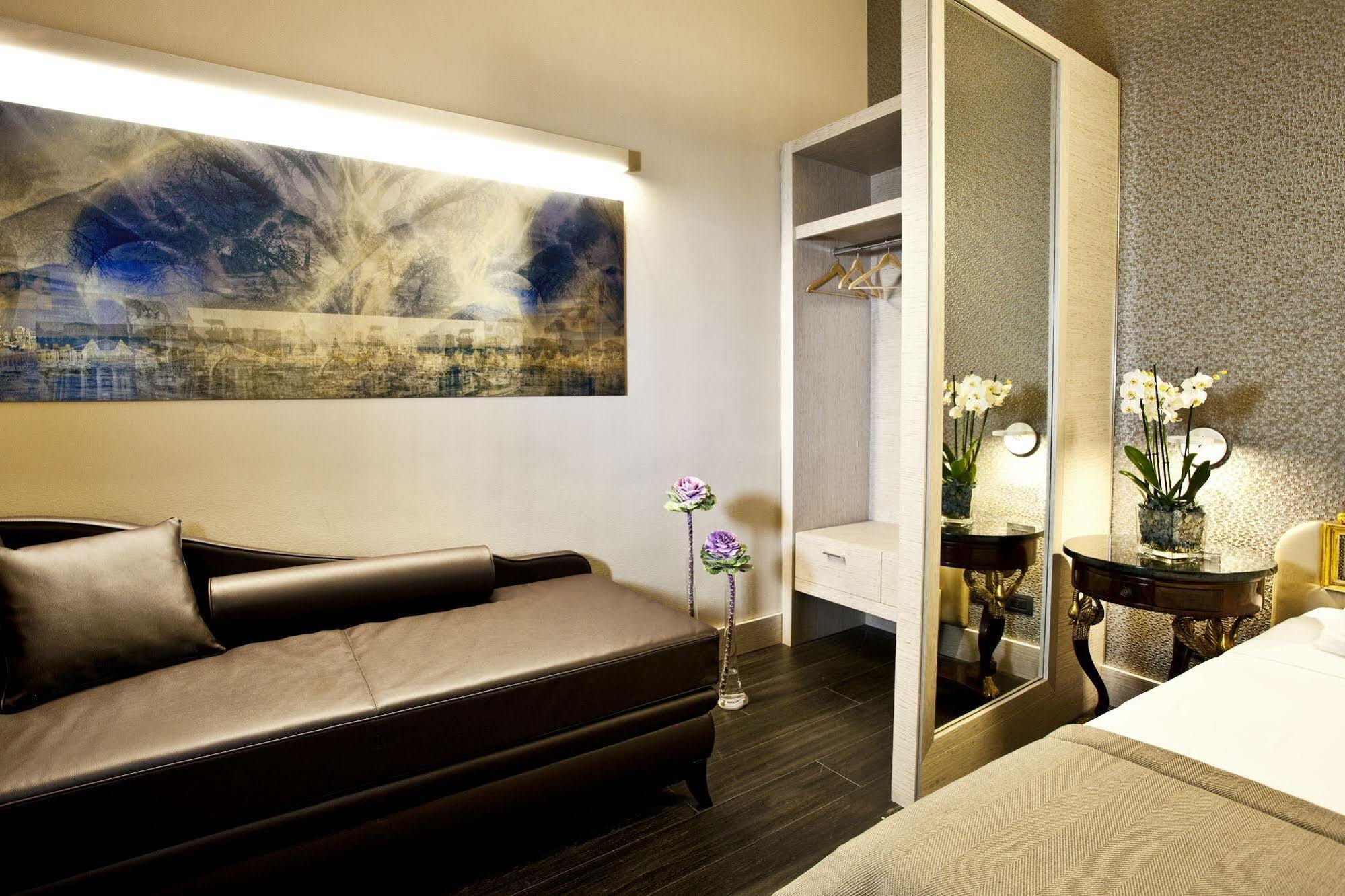 Corso 12 Roma Bed & Breakfast Екстериор снимка