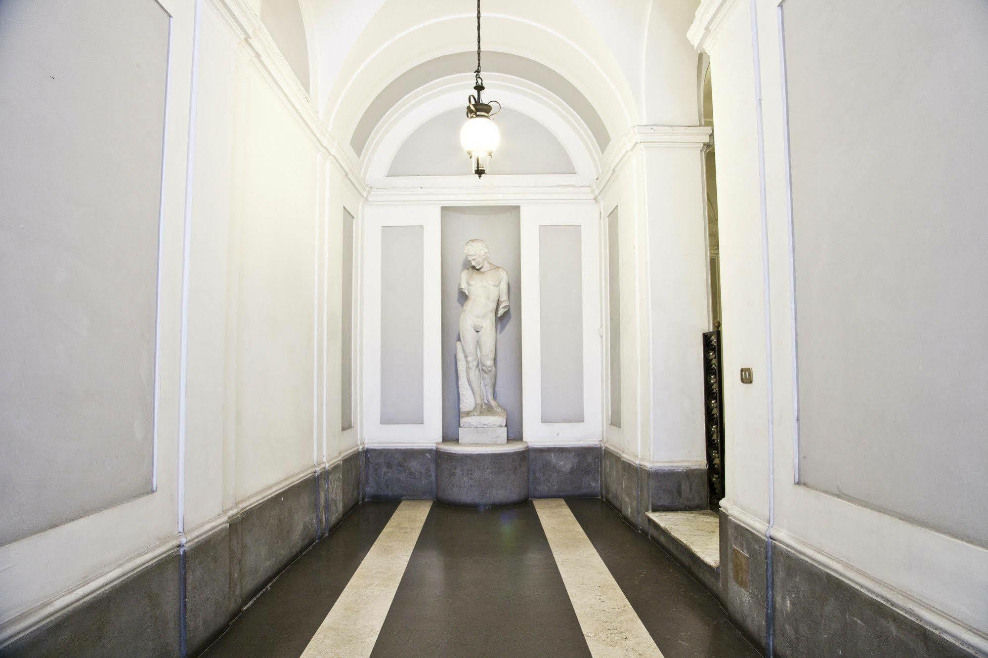 Corso 12 Roma Bed & Breakfast Екстериор снимка
