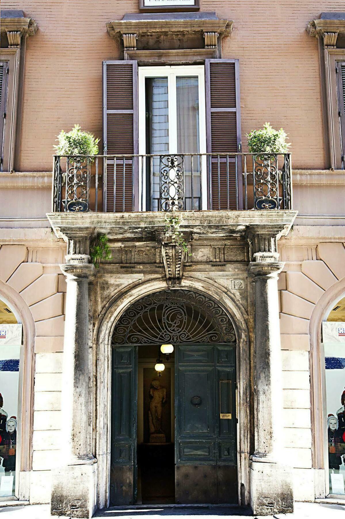Corso 12 Roma Bed & Breakfast Екстериор снимка